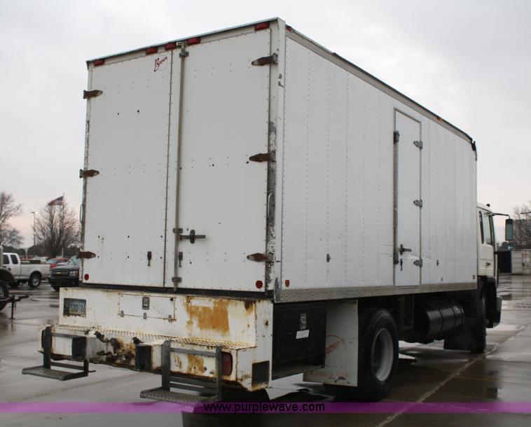 image for item 4923 1994 Volvo cargo truck