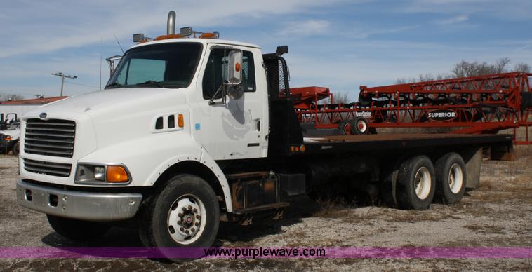 image for item 4948 2000 Sterling LT8500 rollback truck