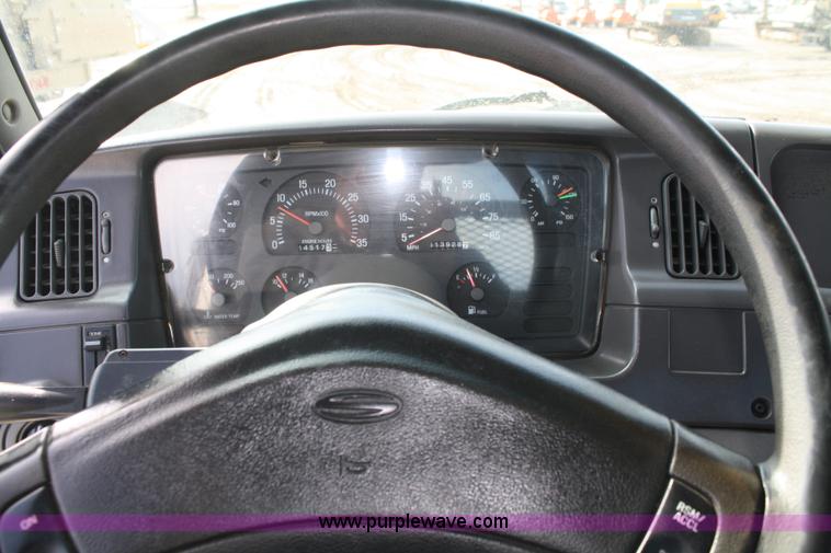 image for item 4948 2000 Sterling LT8500 rollback truck