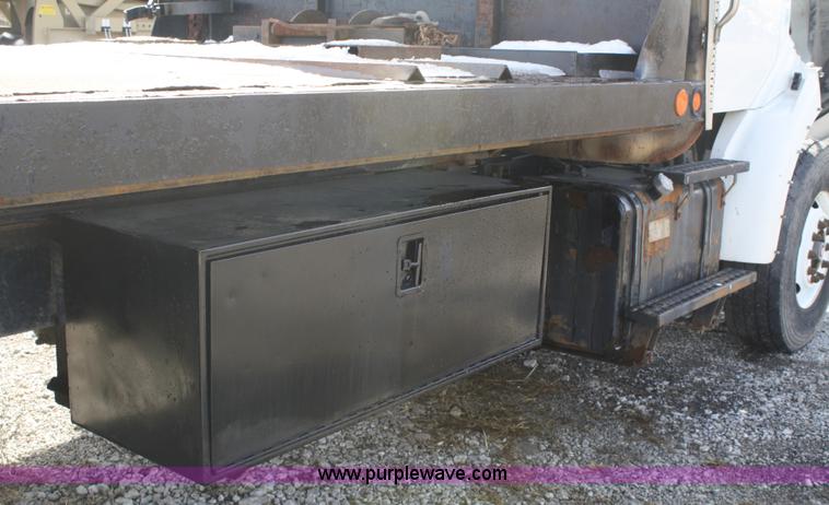 image for item 4948 2000 Sterling LT8500 rollback truck