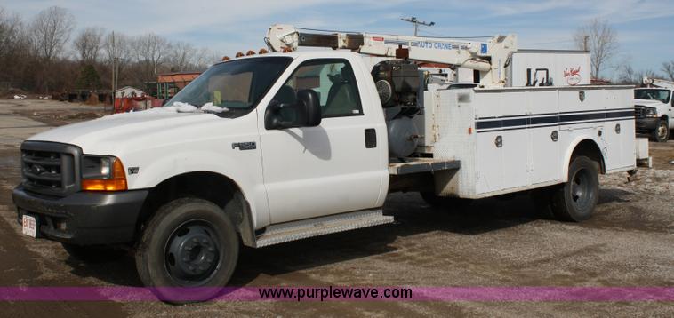 image for item 4949 1998 Ford F550 Super Duty utility truck