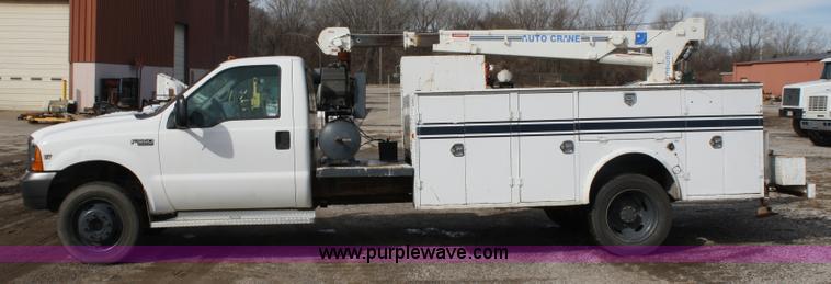 image for item 4949 1998 Ford F550 Super Duty utility truck