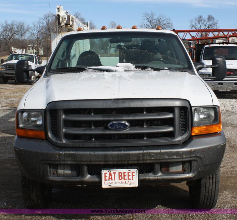 image for item 4949 1998 Ford F550 Super Duty utility truck