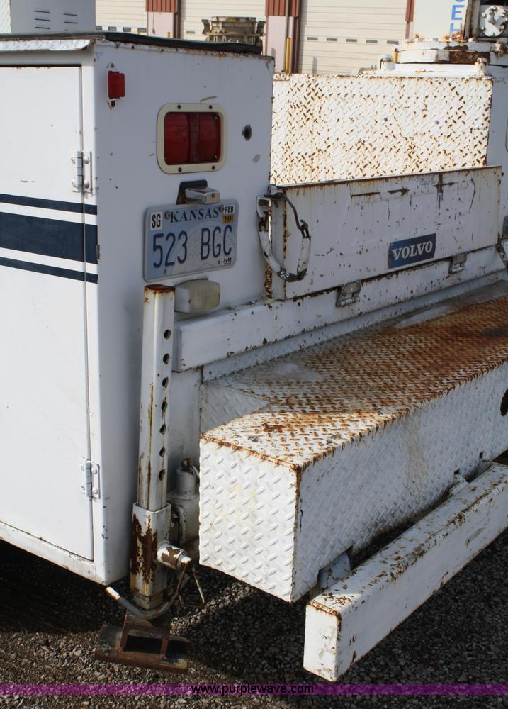 image for item 4949 1998 Ford F550 Super Duty utility truck