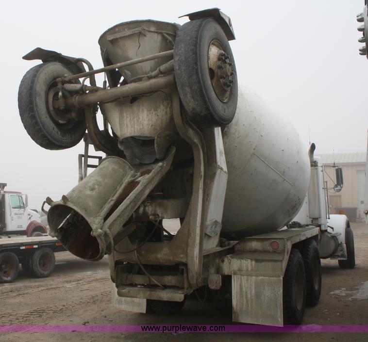 image for item 4970 1992 Kenworth W900 cement truck