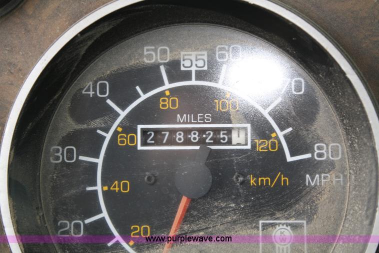 image for item 4970 1992 Kenworth W900 cement truck