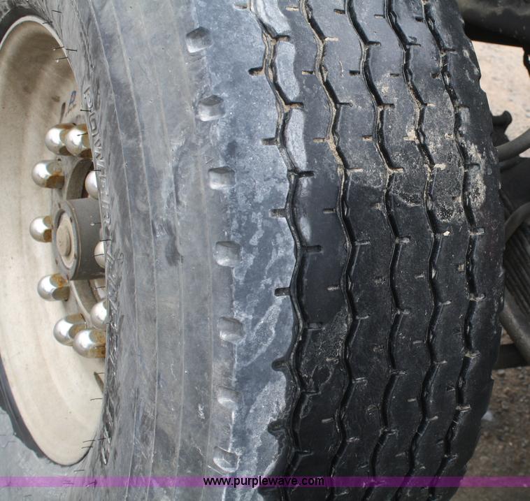 image for item 4970 1992 Kenworth W900 cement truck