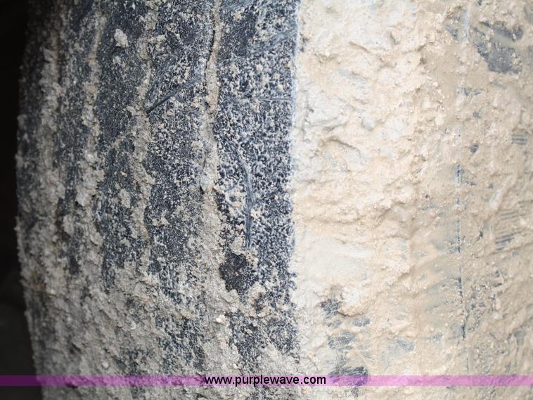 image for item 4971 1988 Ford F800 dump truck