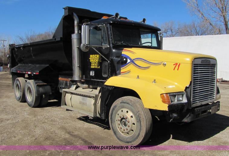 image for item 5191 1990 Freightliner FLD dump truck