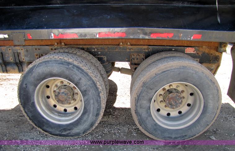 image for item 5191 1990 Freightliner FLD dump truck