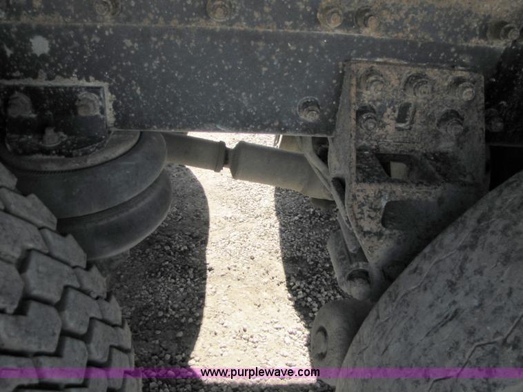 image for item 5191 1990 Freightliner FLD dump truck