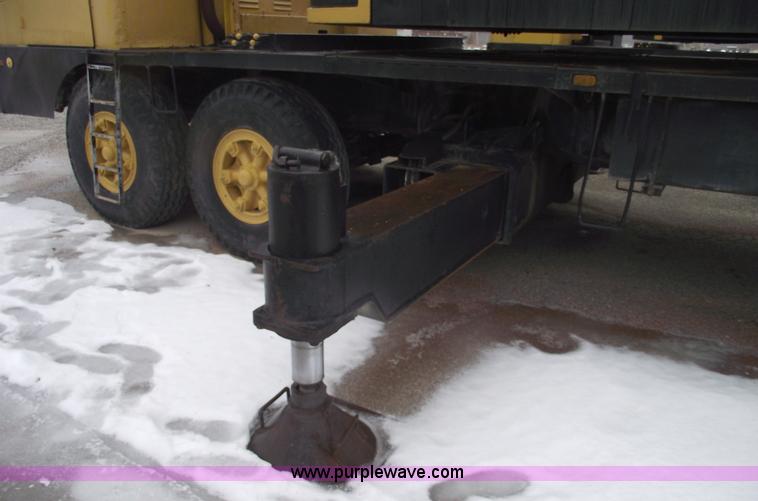 image for item 5377 1972 Lima 550T 60 ton crane