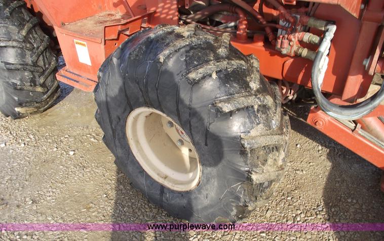 image for item 5426 Ditch Witch 6510 trencher