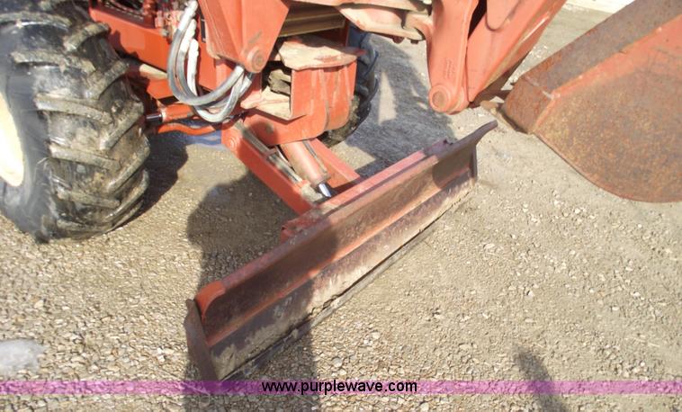 image for item 5426 Ditch Witch 6510 trencher