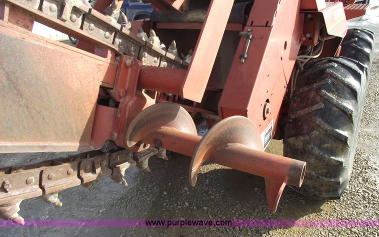 image for item 5426 Ditch Witch 6510 trencher
