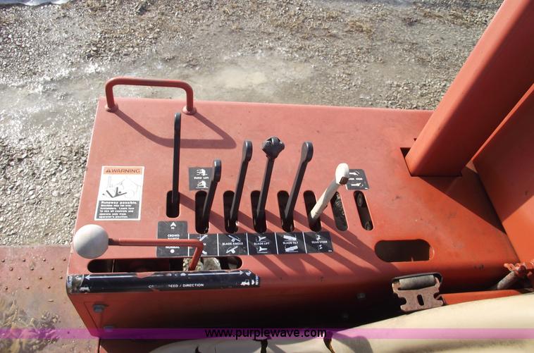 image for item 5426 Ditch Witch 6510 trencher