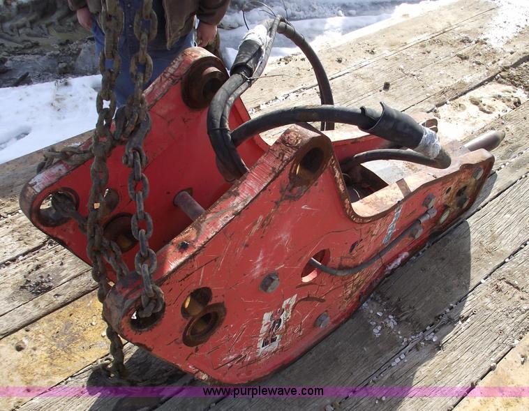 image for item 5427 Uni-ram S-25 backhoe breaker