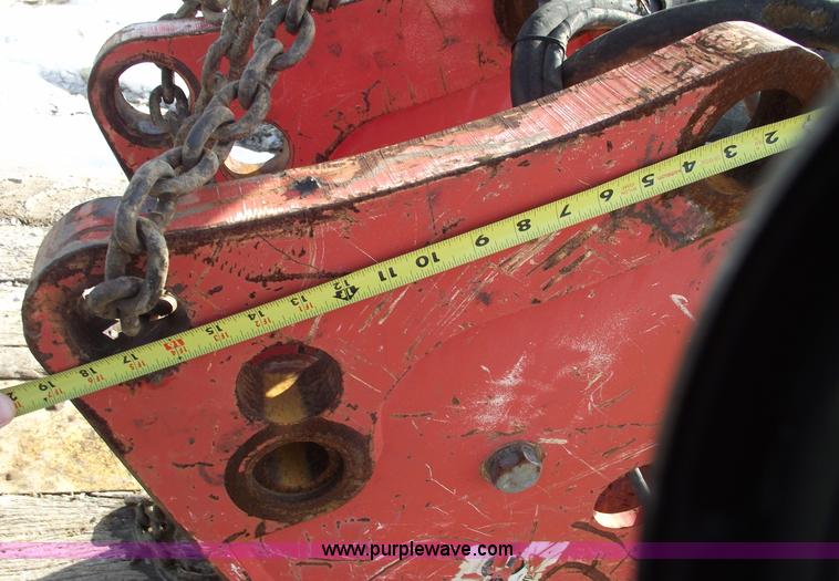 image for item 5427 Uni-ram S-25 backhoe breaker