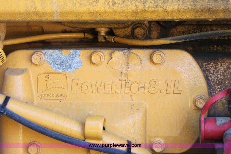 image for item 6103 1998 John Deere 770CH motor grader