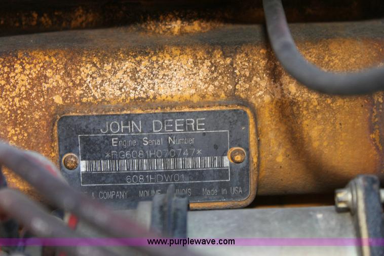 image for item 6103 1998 John Deere 770CH motor grader