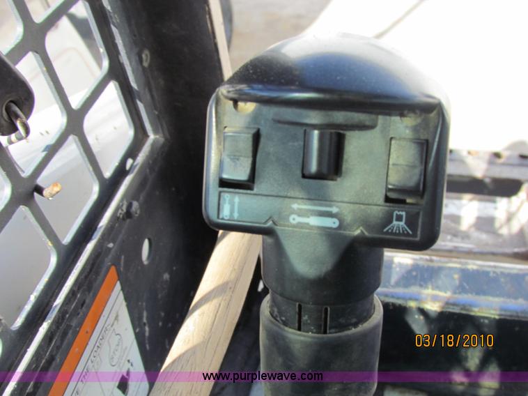 image for item 7500 1992 Bobcat 753 skid steer