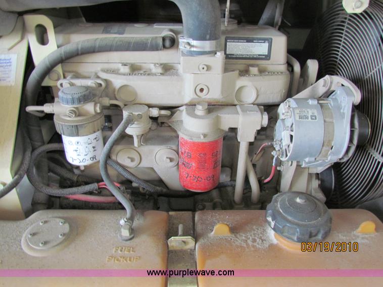 image for item 7502 1999 Ingersoll Rand P185WJD air compressor