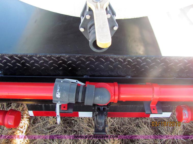 image for item 7503 1988 GMC Topkick C6000 water truck