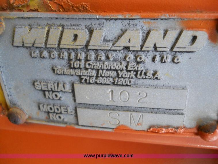 image for item 7787 Midland Machinery SM shoulder maintainer