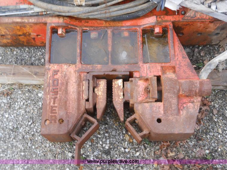 image for item 7810 Foster vibratory pile driver/extractor