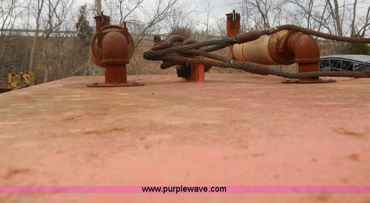 image for item 7810 Foster vibratory pile driver/extractor