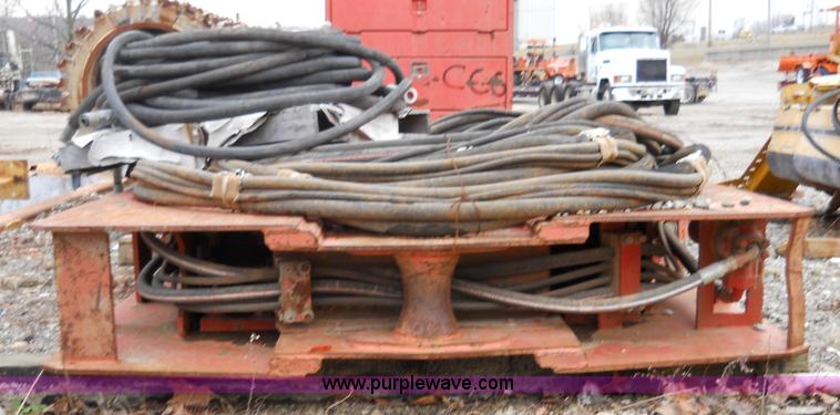 image for item 7810 Foster vibratory pile driver/extractor