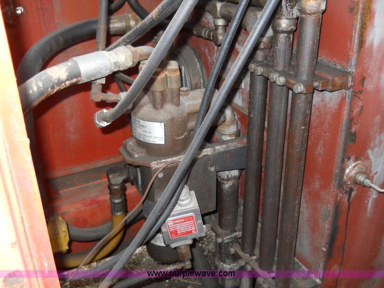 image for item 7810 Foster vibratory pile driver/extractor