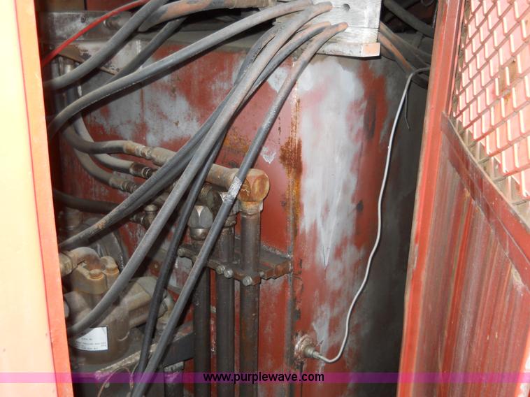 image for item 7810 Foster vibratory pile driver/extractor