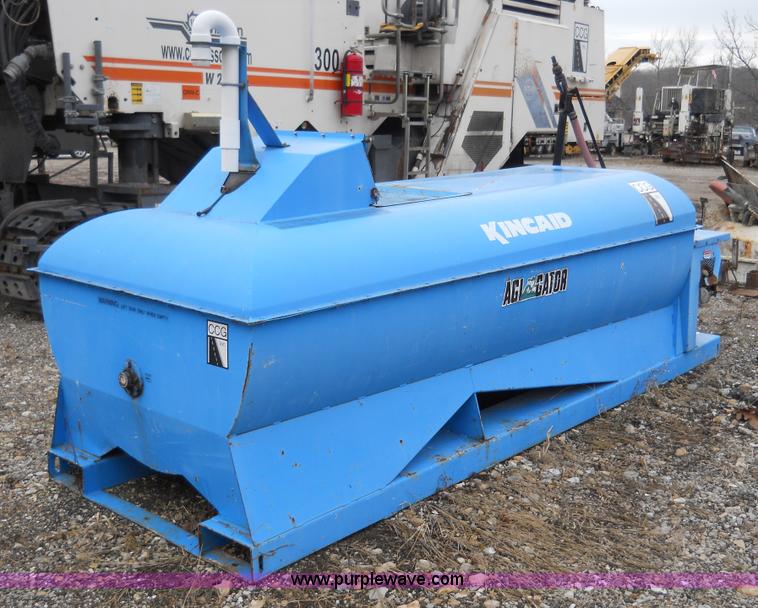 image for item 7811 2003 Kincaid Agigator