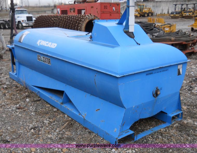 image for item 7811 2003 Kincaid Agigator