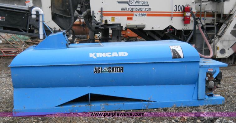 image for item 7811 2003 Kincaid Agigator