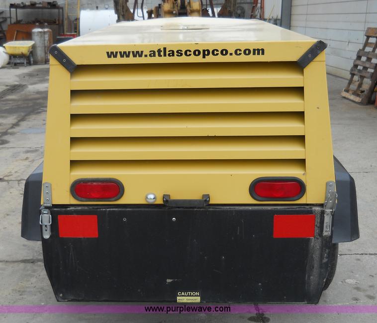 image for item 7812 2006 Atlas Copco air compressor