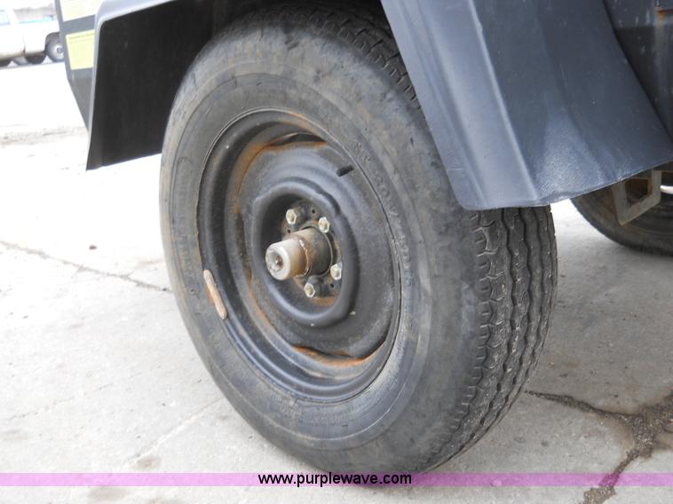 image for item 7812 2006 Atlas Copco air compressor