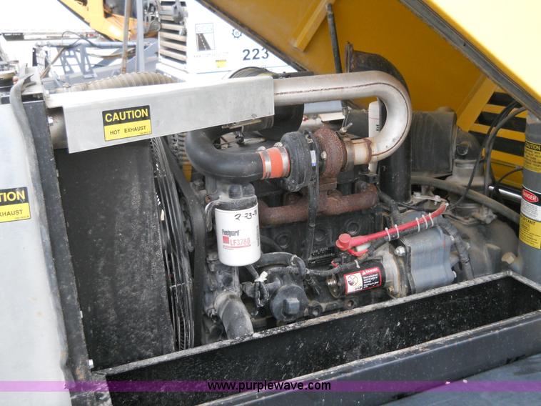 image for item 7812 2006 Atlas Copco air compressor