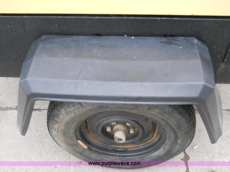 image for item 7812 2006 Atlas Copco air compressor