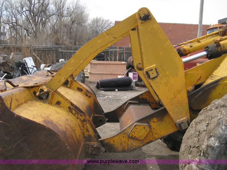 image for item 8010 1978 Fiat-Allis 605B wheel loader