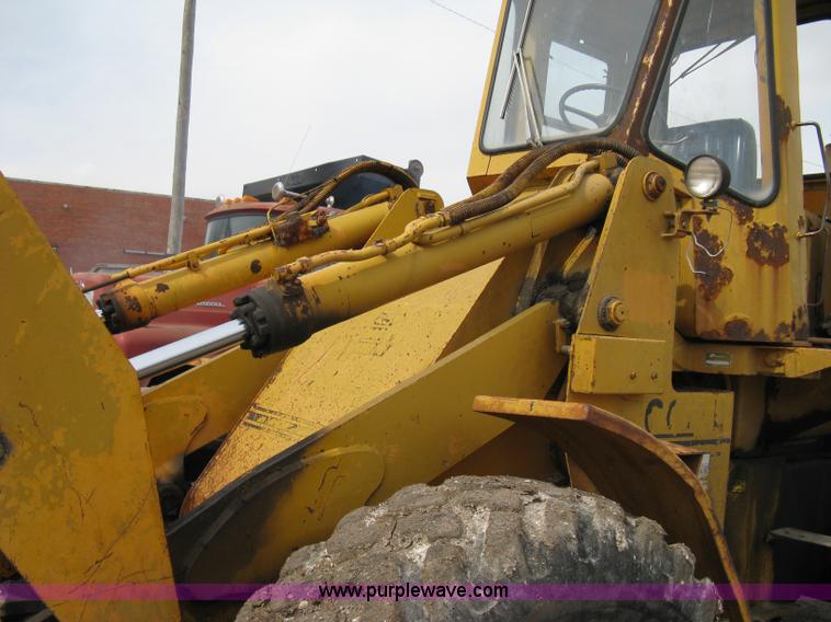 image for item 8010 1978 Fiat-Allis 605B wheel loader