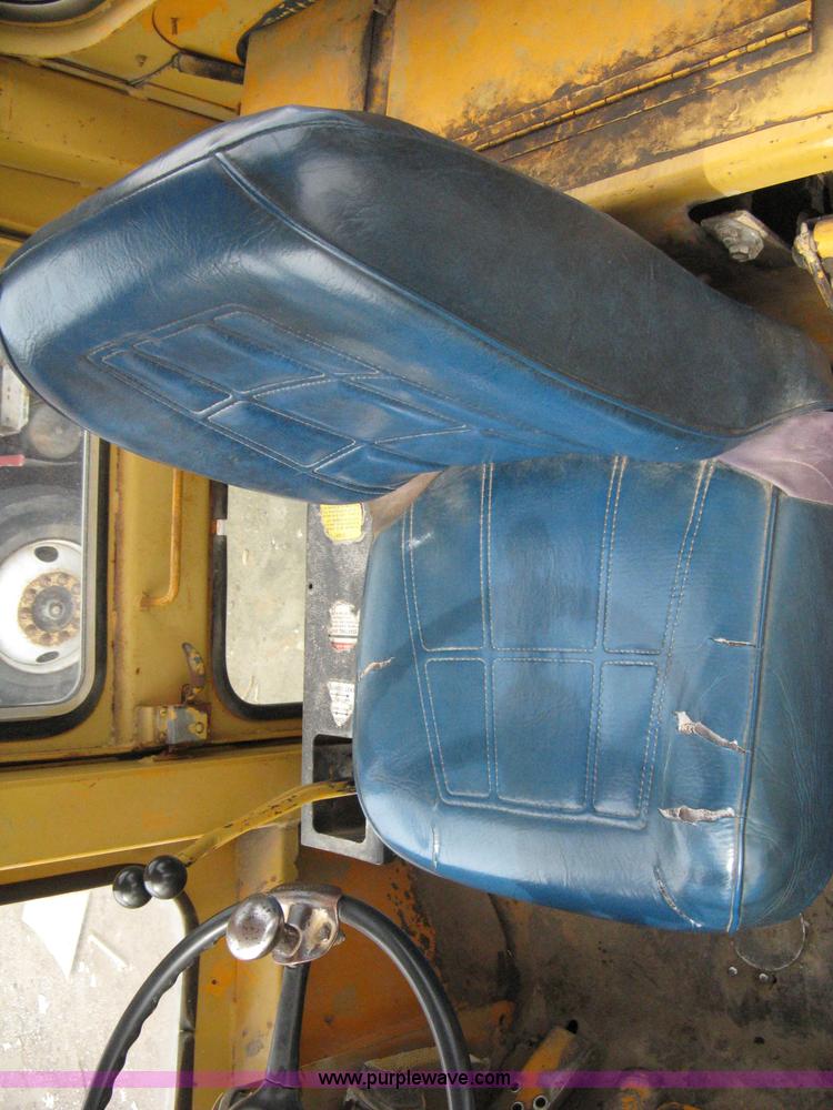 image for item 8010 1978 Fiat-Allis 605B wheel loader