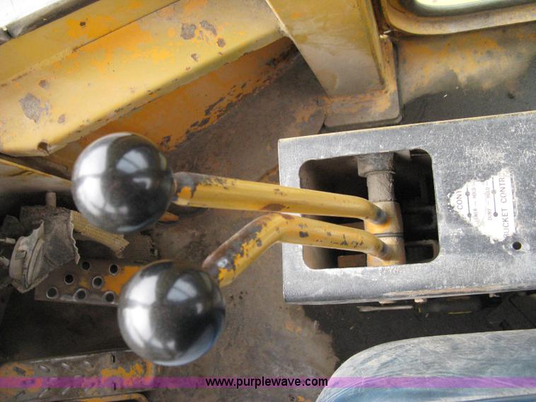 image for item 8010 1978 Fiat-Allis 605B wheel loader