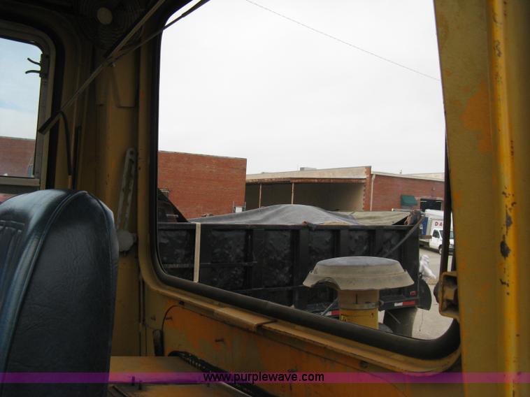 image for item 8010 1978 Fiat-Allis 605B wheel loader