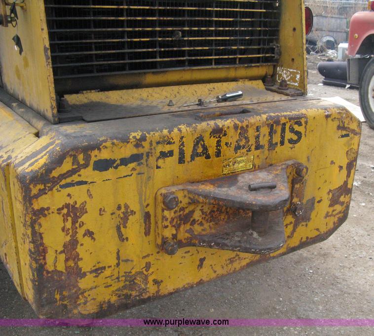 image for item 8010 1978 Fiat-Allis 605B wheel loader