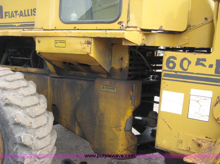 image for item 8010 1978 Fiat-Allis 605B wheel loader