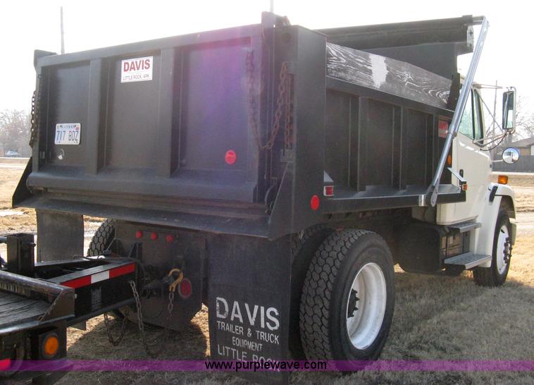 image for item 8210 1997 Freightliner FL70 business class dump truck