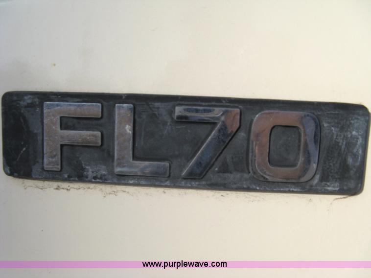 image for item 8210 1997 Freightliner FL70 business class dump truck