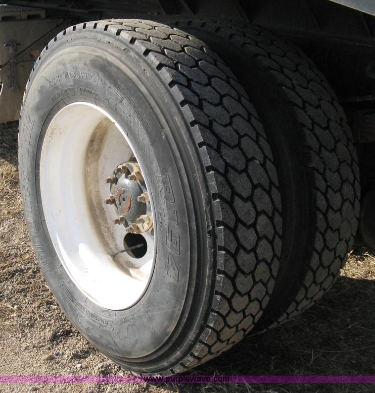 image for item 8210 1997 Freightliner FL70 business class dump truck